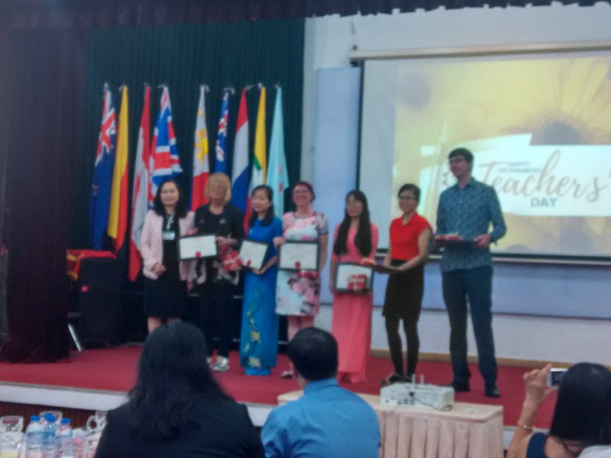 Recognizing teachers with excellent performance #VietnameseTeachersDay