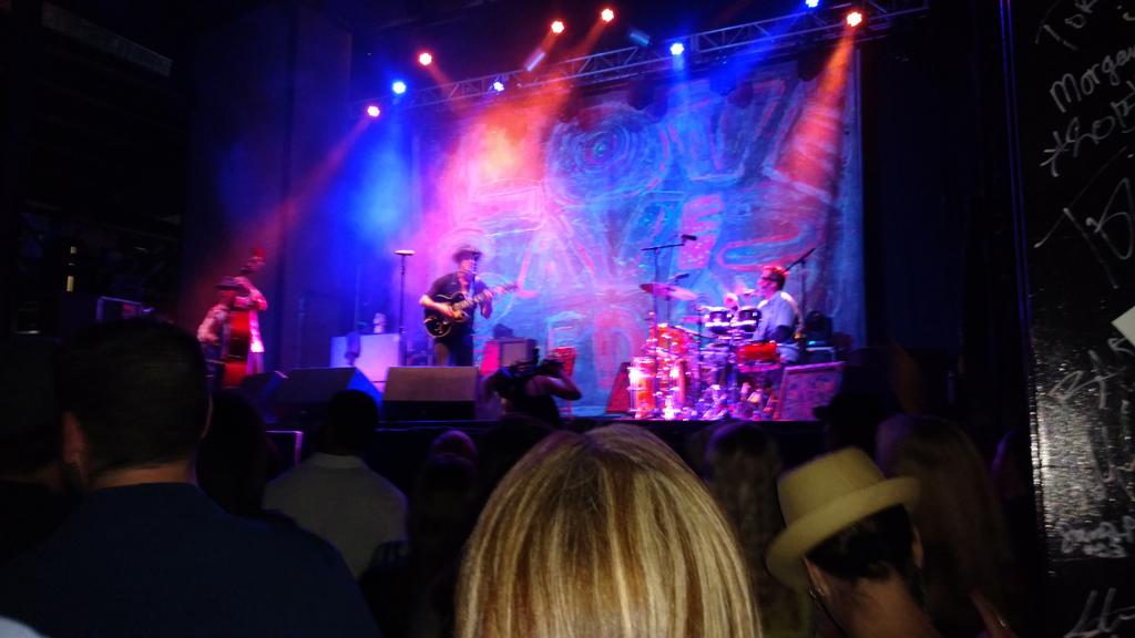 FLNicoFlygirl's tweet photo. @MrJerryOC @glove Aww snap!
Did ya catch that G?! That's some cosmic @glove happening right there baby! #gLoveSugar https://t.co/lU9x9JzeQA