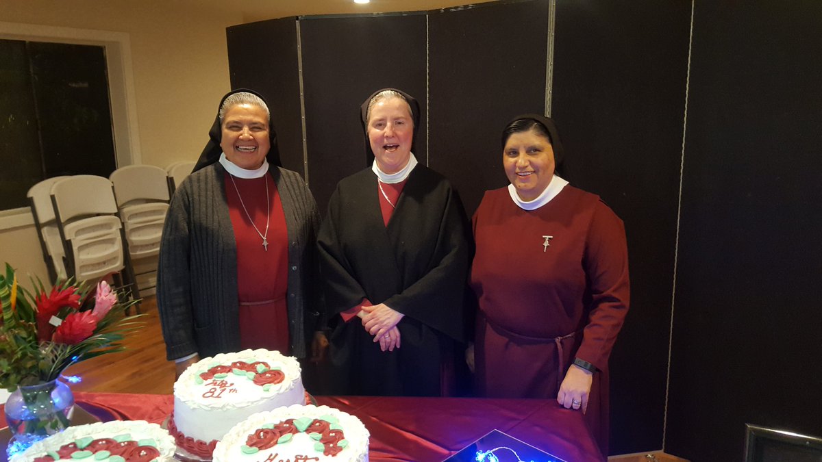 frmarkarnzen's tweet photo. Celebrating the 81st anniversary of the founding of the #MESST Eucharist Missionaries of the Most Holy Trinity at Our Lady of Guadalupe Parish. Pray for these holy and faithful Sisters. #vocations @DSJVocations https://t.co/5Zu2B89bPe