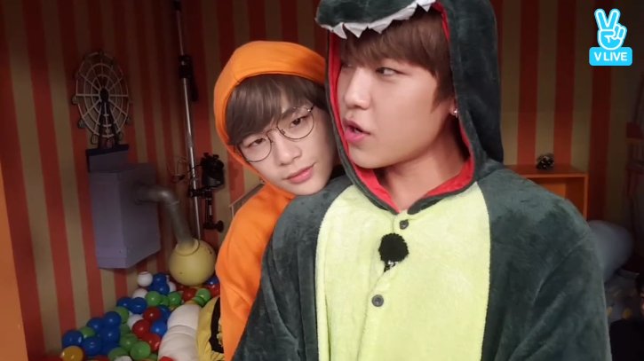 forsunkyuu's tweet photo. "Woojin hyung" https://t.co/AXmKVnkzuK