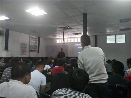 swatbaguio1's tweet photo. Magkaiba ang "Attendance" at "Participation".
Sa attendance, andun ka lang para makita ka nila physically.
Sa participation, andun ka physically na handang makinig sa anumang sasabihin ng lecturer.
Ikaw? pang attendace ka lang ba?
#HostageTakingLectureAtUC
#LearnForTheFuture https://t.co/7wdeis3vJ8