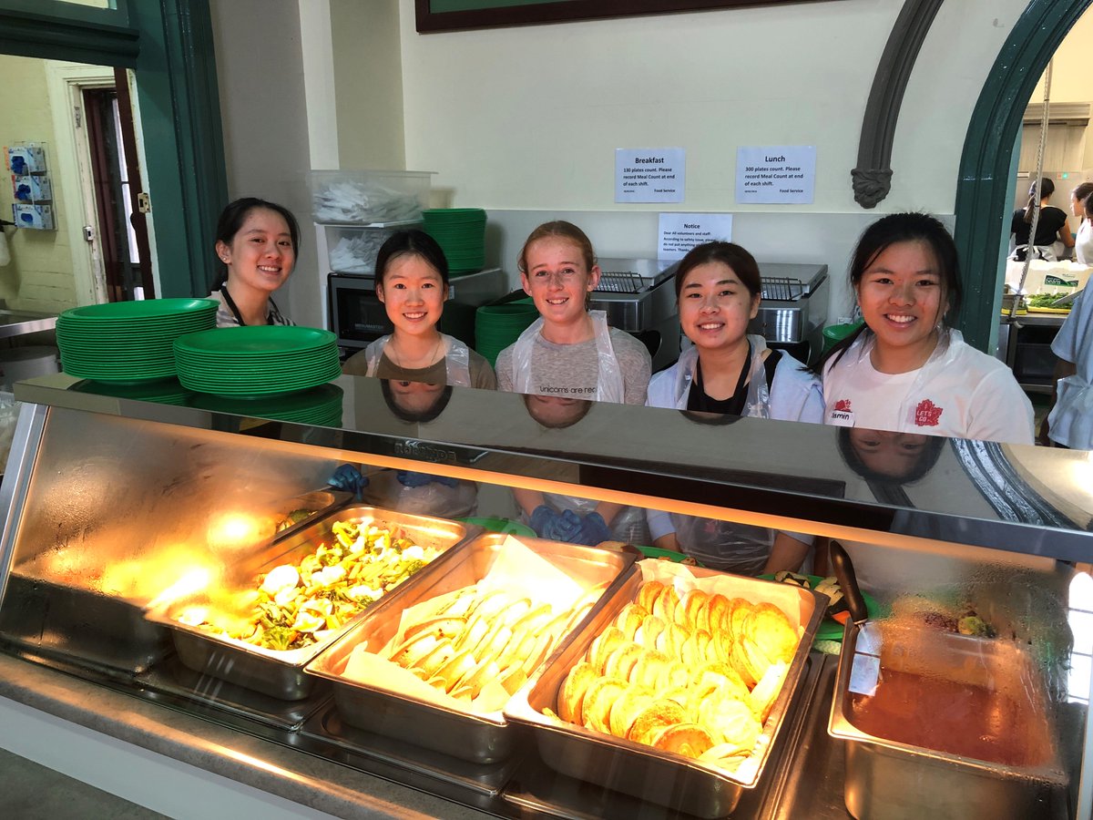StCatherinesSyd's tweet photo. Year 10 Project STC at The Exodus Foundation #serviceeducation #charitytuesday #exodusfoundation https://t.co/tTIfxgkWfx