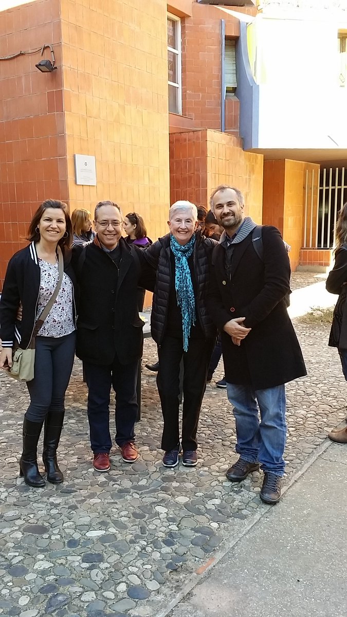 integralcity's tweet photo. #ciutatfutura toured Barrio Gaudi as #reus hidden space #structuralintel + #culturalintel =#collectiveintel https://t.co/ZnHL5JomHM