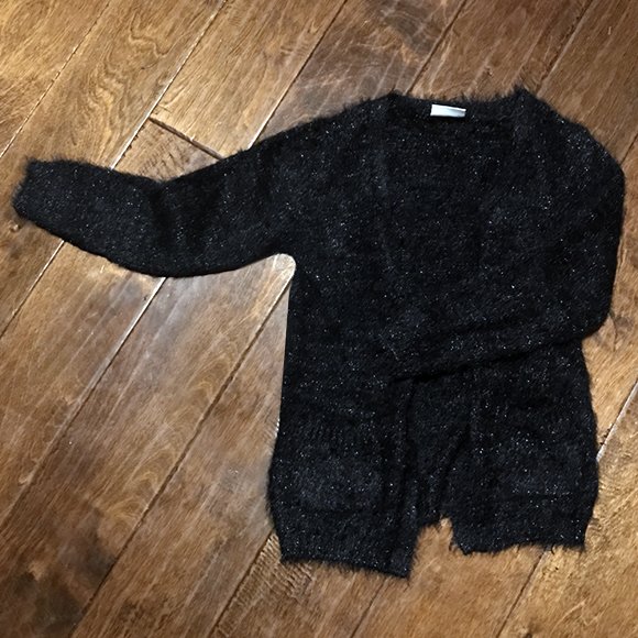 FrugalNovice's tweet photo. Love these pieces for my kids' holiday looks from @Crazy8! Awesome style I can mix &amp; match for tons of great outfits. Check out what I paired these with! https://t.co/fQY1crsR1F #ShineYourWay #Crazy8Kid #Crazy8Denim #sponsored #style https://t.co/EiFxnRcUwR