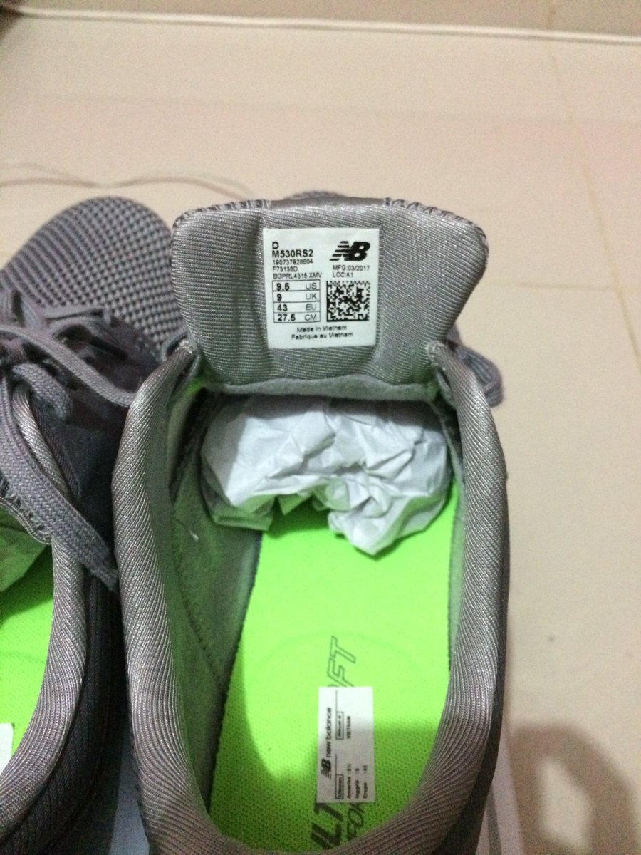 SUROBOYOAE's tweet photo. @bonekcasuals @Green_Nord27 @BHC27_ITS Sepatu New Balance FLX ride
Dijamin Original 1000% Made In Vietnam
Barang masih baru
Dijual buat persiapan mengawal kebanggaan #modalsemifinal
Ukuran 43
Jual 630000
Minat Wa 087851610040 Cod Surabaya Selatan, siap kirim ke sluruh indo https://t.co/sknX0cTwXz