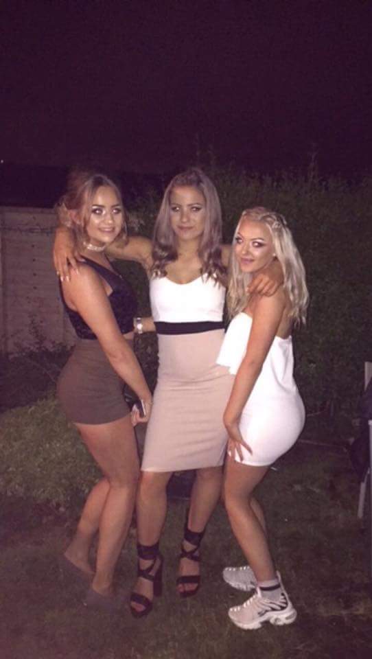 NorthernUkSluts's tweet photo. #slut #teens #uk https://t.co/FIMCZd0qwS