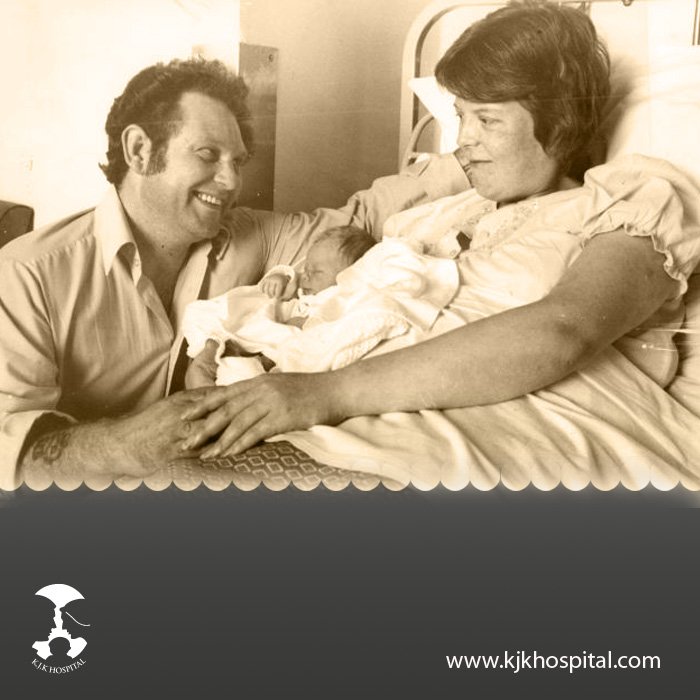 kjkhospitaltvm's tweet photo. Louise Brown, born in England in 1978, was the first baby born using the IVF technique. Post this success,, lakhs of babies were born via IVF process all over the world. Read more
about IVF here - https://t.co/ZaO3EeiG31
#FirstIVFBaby
#InVitroFertilization https://t.co/lAm45c6twa
