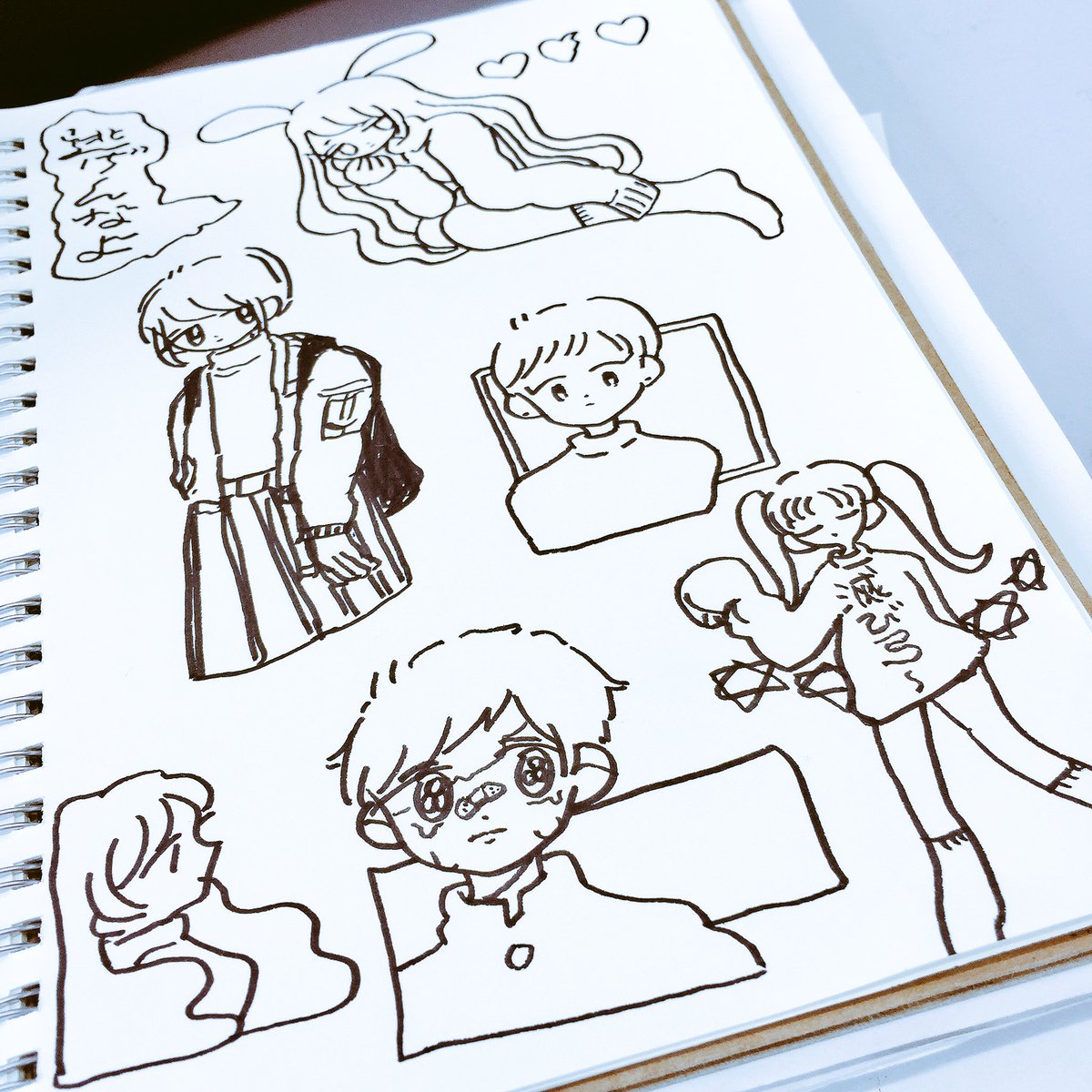 久しぶりに楽しくかけてる💓
#落書き 
