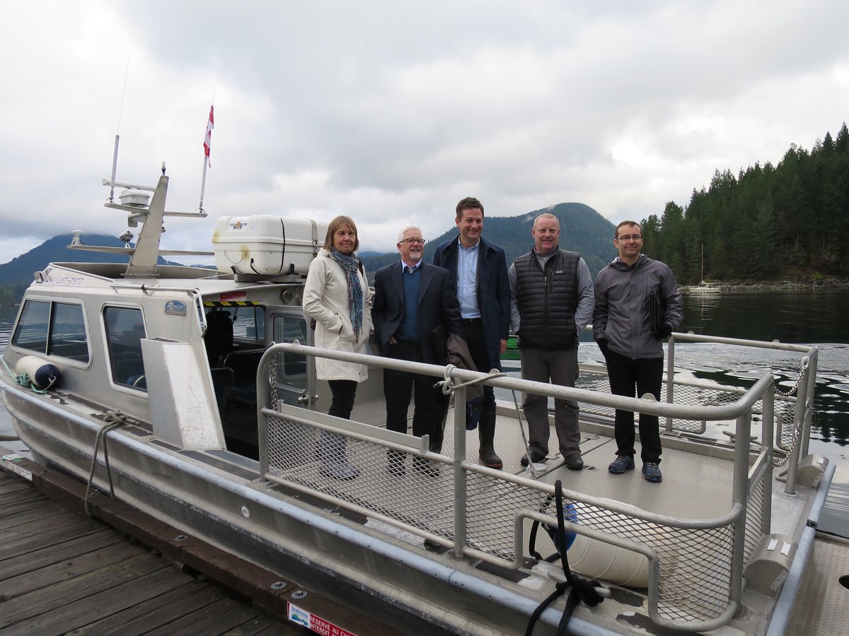 Rob_Fleming's tweet photo. Thank you for welcoming me to Surge Narrows @CRSD72, you’re amazing community is a shining example of remote #bced excellence! #readisland #schoolboat https://t.co/AOiSwvD1hE
