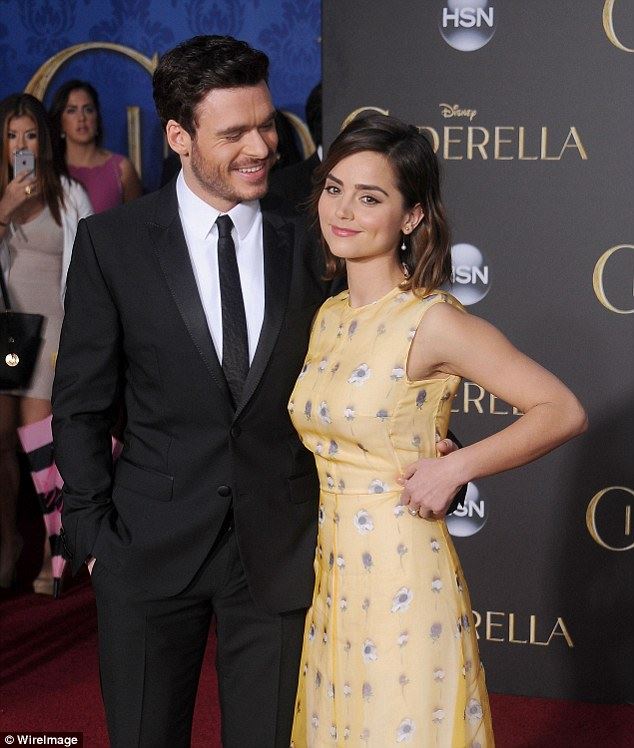 Emon85Lara's tweet photo. #JennaColeman https://t.co/6jWxXKbN8e