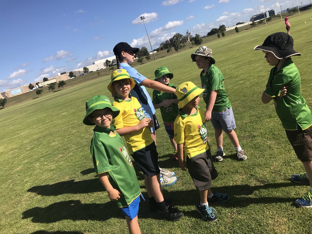 mareeknight79's tweet photo. Exciting afternoon at #singleton #In2Cricket thanks to our @CNCricketZone academy girls for helping out today๐๐#playcricket #NNSWcricket @frankiewalsh89 @Fishy216 @NeilMacca1 https://t.co/hBBeqdrdSg