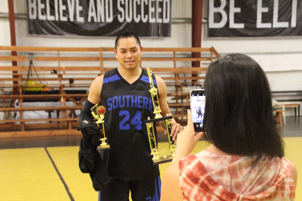 guamelitebball's tweet photo. // TEAM SOUTHERN EARNS THE DUB OVER PAWS TO HEAVEN IN THE FALL ELITE SHOOTOUT ( MENS DIVISION ) CHAMPIONSHIP ‼️ // Joaquin Charfauros was named the league MVP finishing w/ 21 PTS &amp; 9 RBS ‼️ // #BEELITE https://t.co/avCK3VO0CI