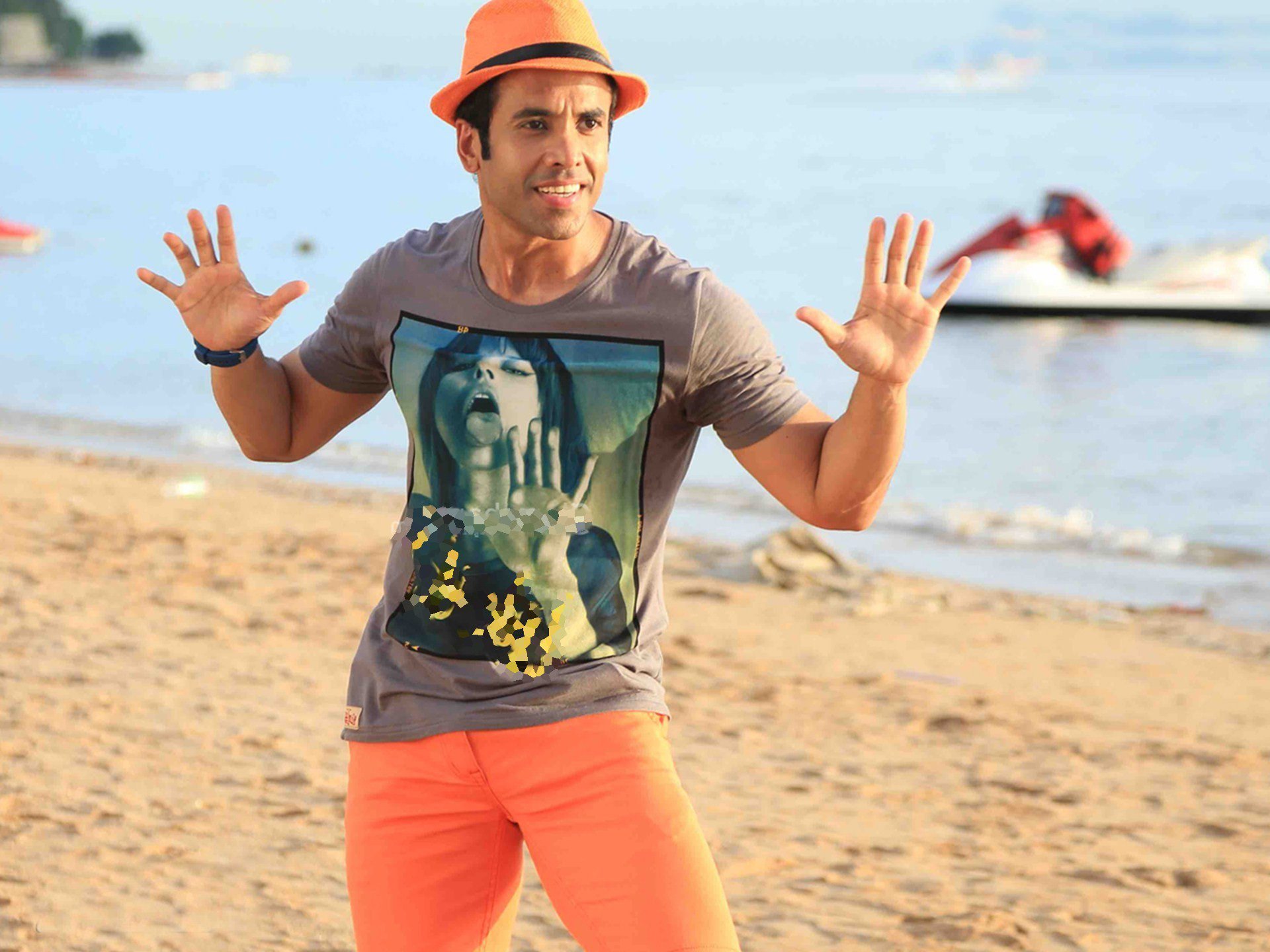 Happy Birthday to Tusshar Kapoor    About:  