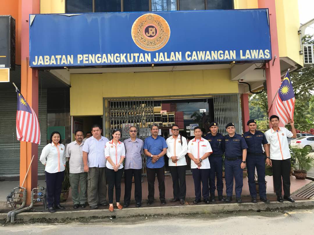 Limbang jpj JPJ officers