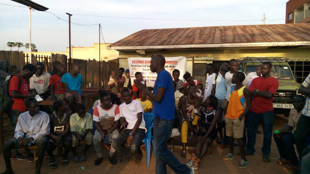 RctGulu's tweet photo. @rotaract256 @FriendshiPhotos @hashtag_gulu and that's how #DressAChild went on clothes distribution #RotaractAt50 https://t.co/NPByEtt3YU
