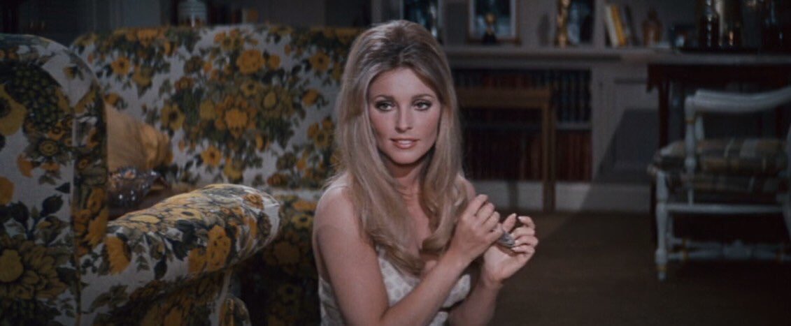 CINEMAGEMS's tweet photo. Valley of the Dolls (1967) https://t.co/RTS7aaedRV