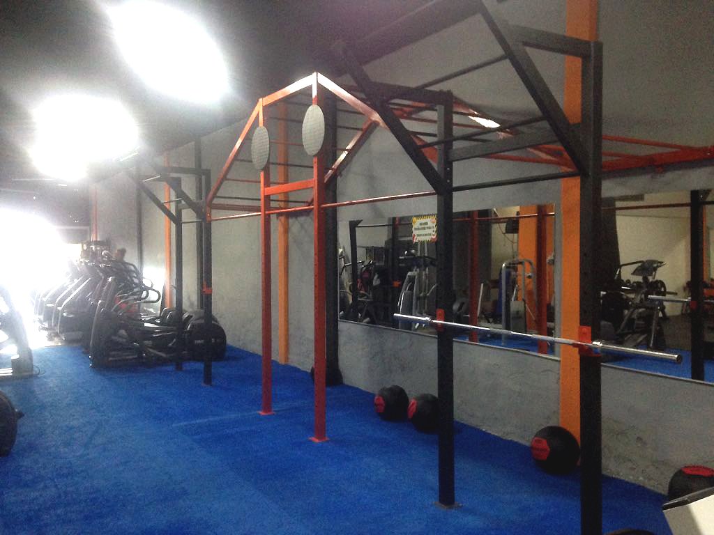 EquipEliteFit's tweet photo. Rack para práctica de #CrossFit

- Medidas 7.20M de largo x 1.50M de ancho.
- Varias alturas.
- Incluye par de soportes Hook J para soporte de barras olímpicas.
- Incluye 2 Wall balls.
- Incluye 2 Monkey Rack integrados a estructura.
- Fijación a piso y muro.

¡Somos fabricantes! https://t.co/CXl6uaDmOM