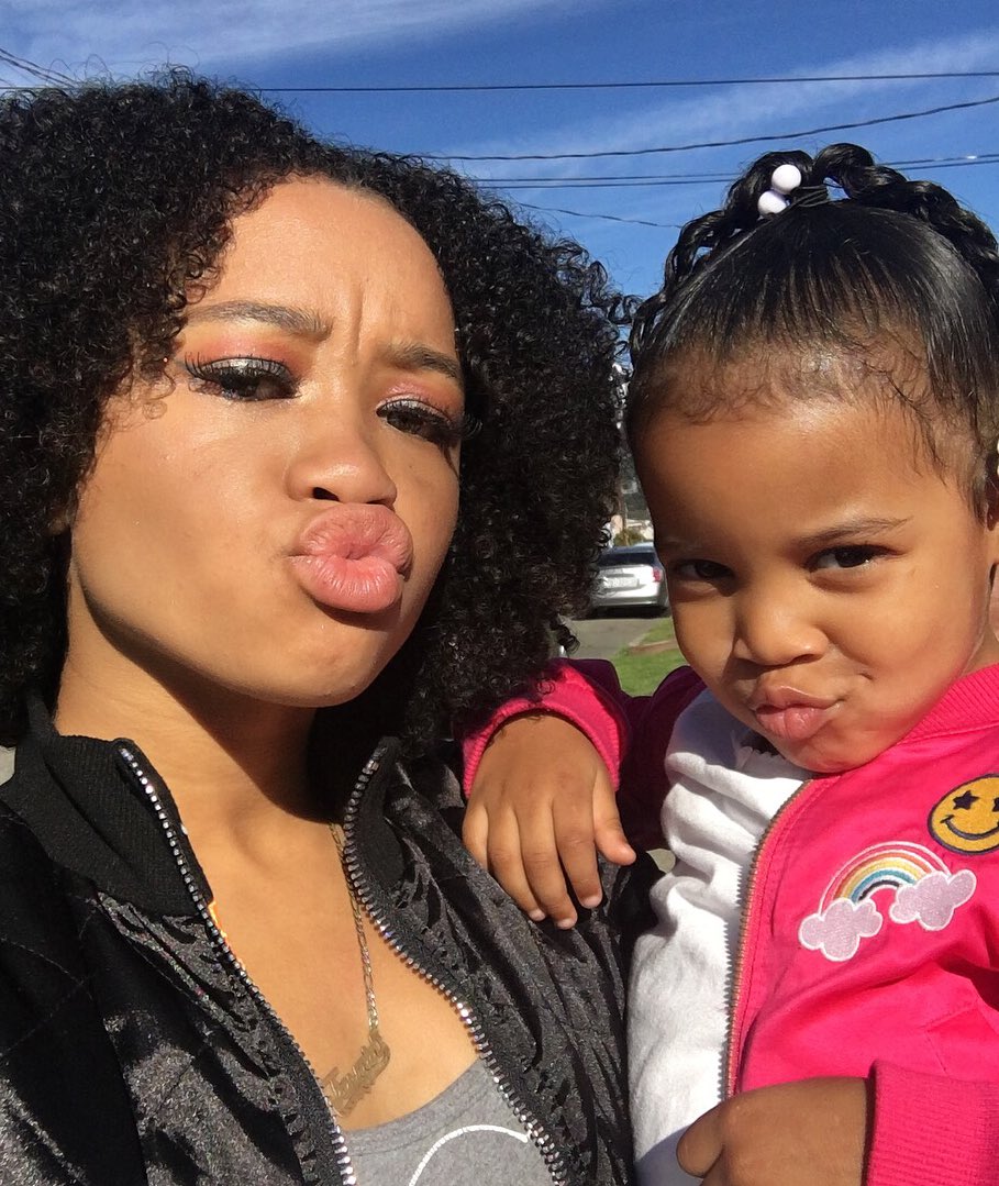 jasmincorley's tweet photo. Aunties Shorty 💖🙄😭🤦🏽‍♀️ #Shethinkshegrown https://t.co/gbTWiOP4Vy