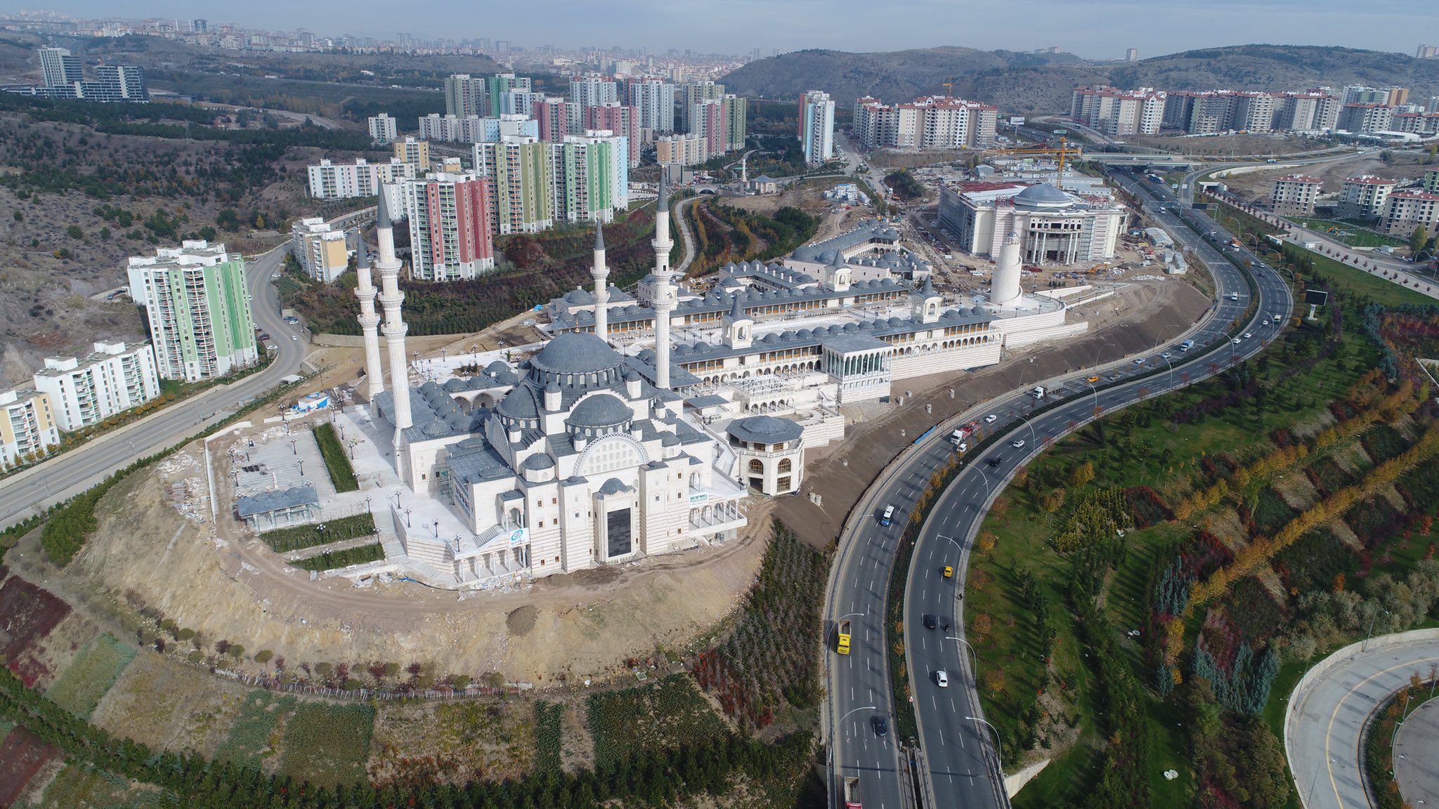 Vedat ÜÇPINAR on Twitter "Kuzey Ankara Camii ve Külliyesi inşaatında