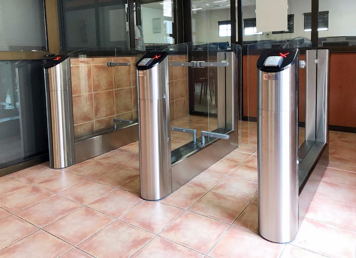 Check out our new installation in Spain T-04 speedgate turnstile at Private University, Murcia, Spain🇪🇸