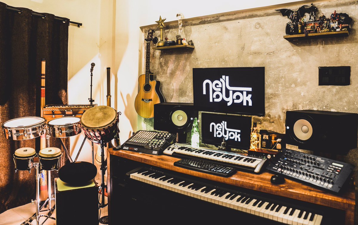 NeilNayak_'s tweet photo. My new laboratory is finally ready getting hands on my new studio super excited abt it #studio #musicproducers #sound #musicproduction #digital #aucostic #MusicMonday #music #synths #YAMAHA https://t.co/IqvaZlKyCv