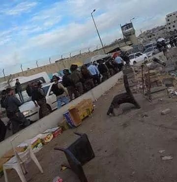 RichardHardigan's tweet photo. RT ISMPalestine "#Israelimilitaryforces entering #kufrAqab to inspect houses threatened by #demolition. https://t.co/DDDT5IyIKs"