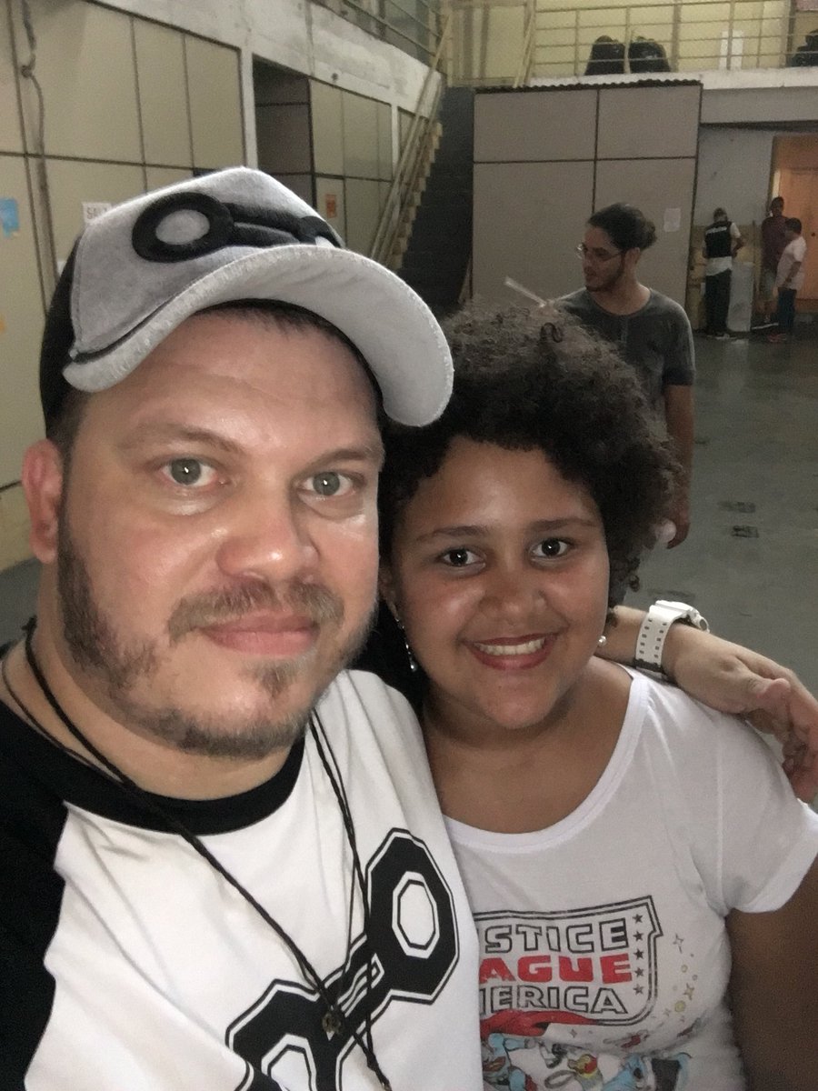 pablolagocosta's tweet photo. Espontaneamente Camilinha!!! 🤙😍
#Formula2k17 #Oremos #Oxigenio https://t.co/UeHSiAzfuG