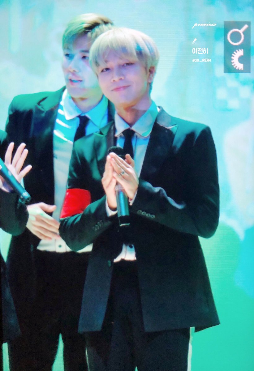 still_IREAH's tweet photo. 171120 다해 이벤트 프리뷰
#masc #마스크 #이레 #ireah #다해
@winsmasc https://t.co/1j9hxsWp9q