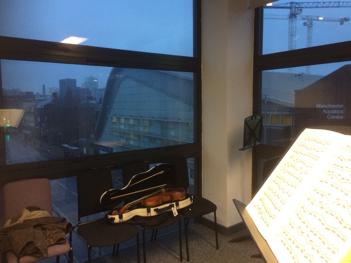 Anthony_Viola98's tweet photo. Not the most pleasant of mornings, but feel refreshed and geared up for the upcoming projects #sweaterweather https://t.co/yGSPZvMW4D