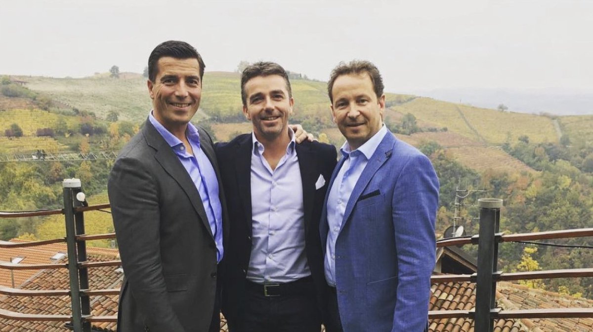Anforswijn's tweet photo. Net als vorig jaar zijn Ronald Opten en Roger Rassin met Hans in Alba, Piemonte om inkopen te doen voor de Truffel Extravaganza. Bent u erbij? Nog enkele plekken beschikbaar. https://t.co/3Ue5FcSsYG #proefanfors #lunch #diner #wijnproeverij https://t.co/XaDa86nCSM