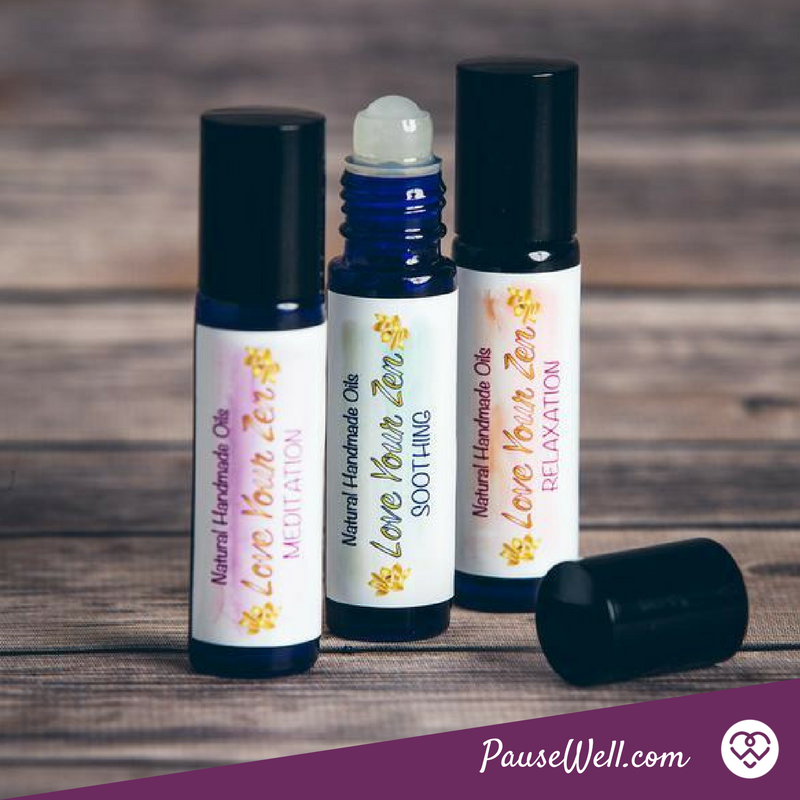 LBWmenopause's tweet photo. Finding yourself snappy or irritated at the drop of a hat? Essential Oil Rollerballs are a great way to bring some soothing scents with you on the go. Simply apply to pressure points on the wrist or neck for quick effect. https://t.co/jcK1wRxCgX #menopause #hotflashmob https://t.co/sM8txKrdWg