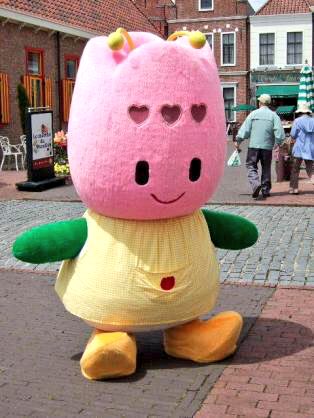 みか あ あれ えっと ハウステンボスのマスコットキャラクター チューリップの妖精 です みか あ あれ えっと ハウステンボスのマスコットキャラクター チューリップの妖精 です
