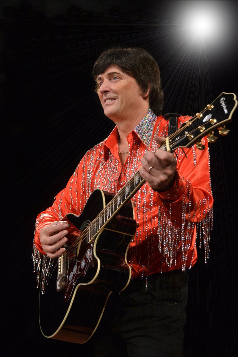 Neil_Diamond_UK's tweet photo. Hurry as there are only a few tickets left @AlnPlayhouse #Alnwick for @Neil_Diamond_UK Call 01665 510 785 or visit https://t.co/3bovQWZ4uL for your #tickets #northeasthour #jazzsinger https://t.co/ukA4JxqcKE