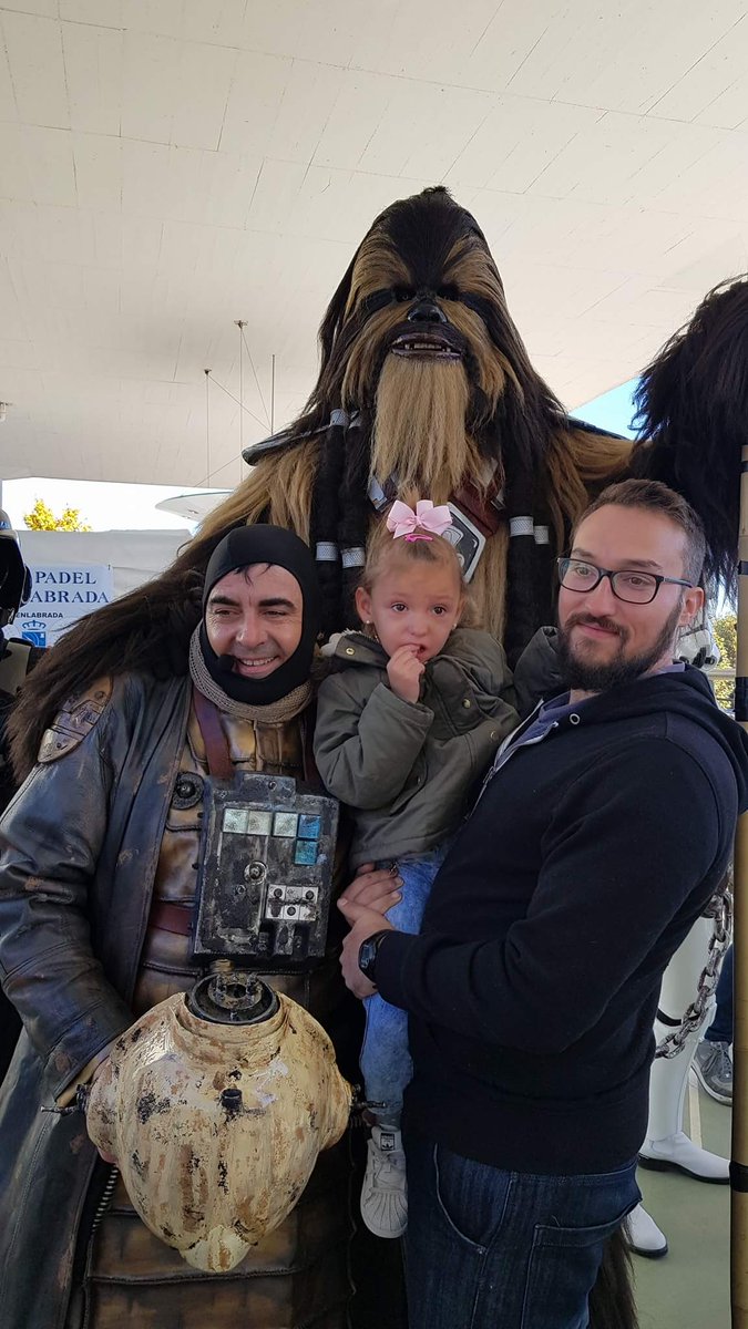 WookieeBrothers's tweet photo. Tarfful Wookiee Brothers echando una mano a los  Guerreros de Ainara junto a la Rebel Legion Spanish Base  y a la 501st Legion - Spanish Garrison. GRACIAS https://t.co/HLFGLDjouK