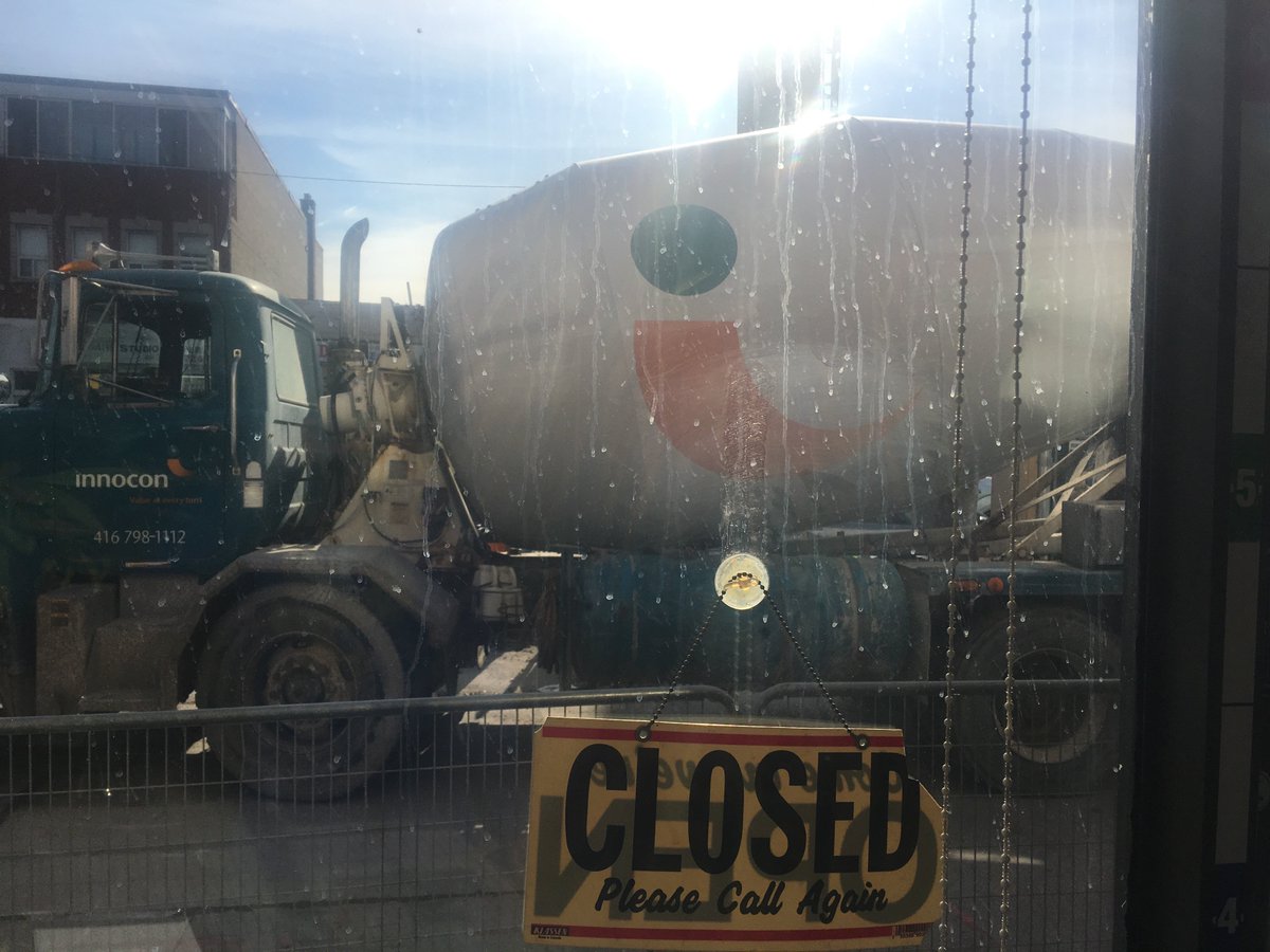 opmb100's tweet photo. Nov17 2017, Photograph taken @EglintonWest 1572 CasualSalon #CementTruck #BlockingVisiblity to business daily, since2013. When will this ongoing destruction cease? #OPMB
#MetrolinxHarmfulToCommunity https://t.co/yJEmMS1Ol2