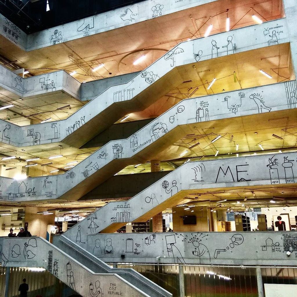 cienmilCUARTOS's tweet image. Národní technická knihovna #architectureprague #prague #NTK #vacacioneseninvierno ift.tt/2iyzFcm