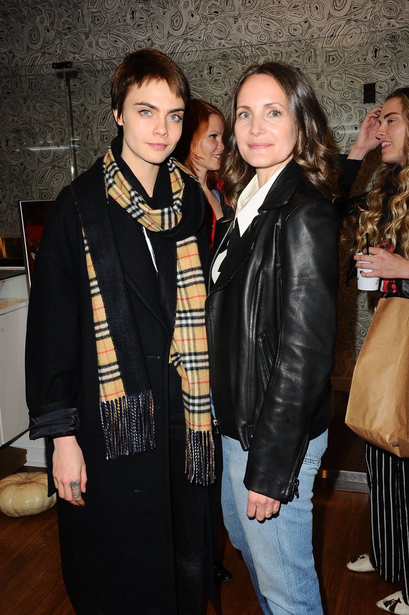 Cara Delevingne at the Bollare's Holiday Harvest x Timberland event in Los Angeles. (November 14, 2017)