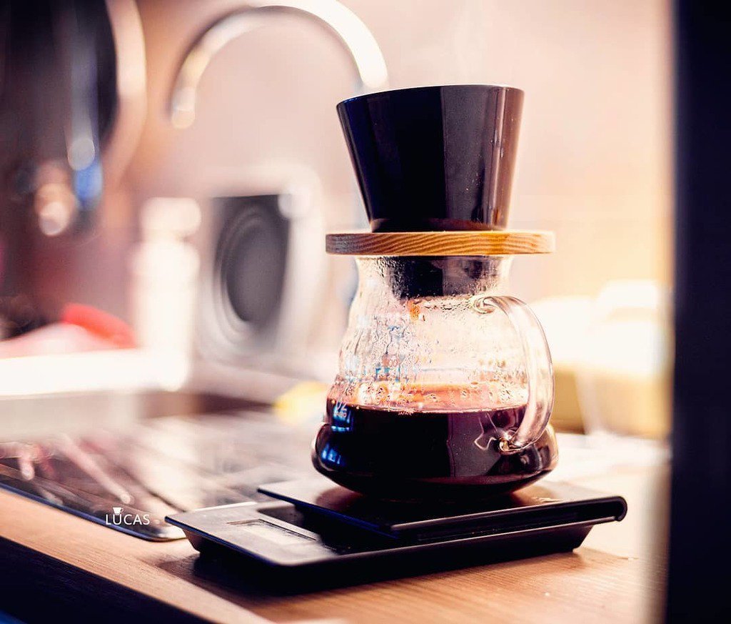 CoffeeAndLucas's tweet photo. ☕Pure Morning☕
▶
Brewing a delicious Ethiopia Nensebo roasted by Double B Coffee ! Sweetness and lots of fruits in the cup! 🔝
▶
#thirdwavecoffeerome #thirdwavecoffee #doubleb #doublebcoffee #doublebcoffeeandtea #handcraftcoffee https://t.co/78vme0DJvM https://t.co/fxnHMo29Kf