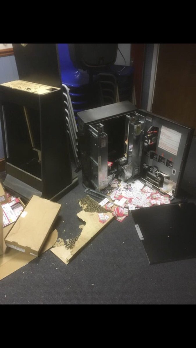 PLEASE RT 

Early this morning Witham Town Fc was broken into never seen so much damage .
This is your local community football club and means so much to everyone. If you hear anything about the break in please inform the police . Thank you