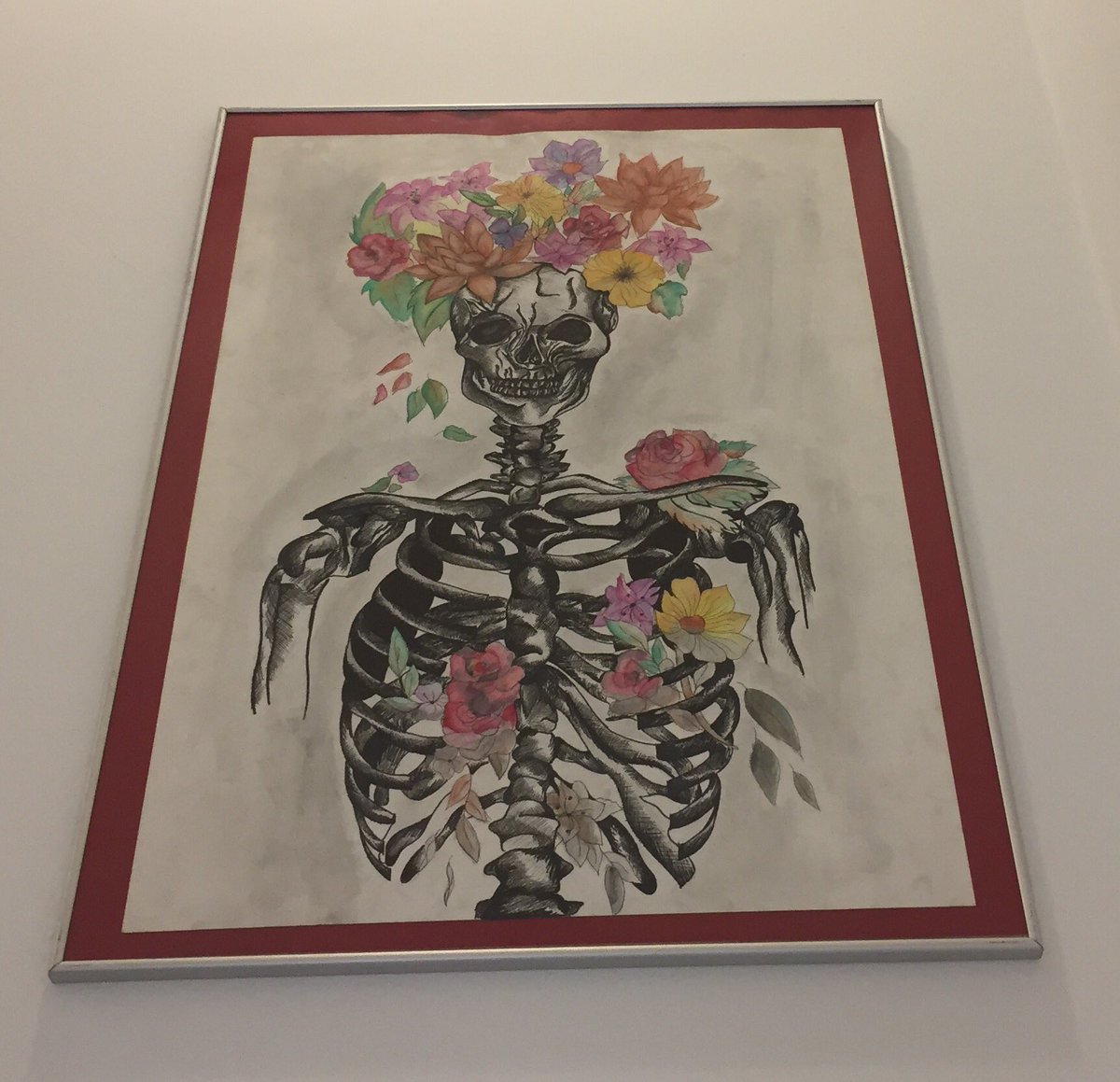 JESSArtDept's tweet photo. Lots of new artwork being displayed around school. Thank you, peasinapod, for all of our photo frames #Sustainability #JESSEnvironment @JESSDubai @JESSMusicDept @JESSHeadSec @JESS_Secondary @JESSScienceDept @JESSArtDept https://t.co/XRD7vOzxvz