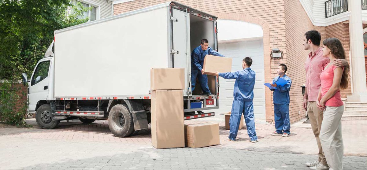 DeBouwgids's tweet photo. Een aantal dingen die je kunt doen waardoor je verhuizing soepeler zal verlopen. 🚚 🏡 Lees hier de tips: https://t.co/d23RUcikzV

 #denederlandsebouwgids #bouwen #verbouwen #verhuizen #nieuw #huis #tips #trucs https://t.co/Fow80ZEhow