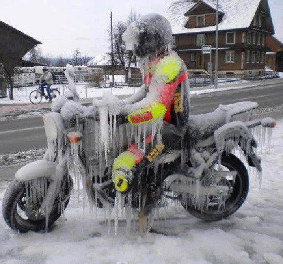 冬のバイクはきつい？バイクを乗らない人のイメージと実際の冬に乗るバイクの違いｗｗｗ