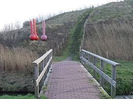 carmelitamp1807's tweet photo. Aanstaande zondag gaan we puinduinen in #Kijkduin. Een pittige en gevarieerde training op het strand, duinen, heuvels en trappen. Wil jij mee trainen met ons dan kun je je aanmelden op loopgroeppendrecht@ra.nl
#RotterdamAtletiek #LoopgroepPendrecht #hardlopen #ikloophard https://t.co/mauLds326c