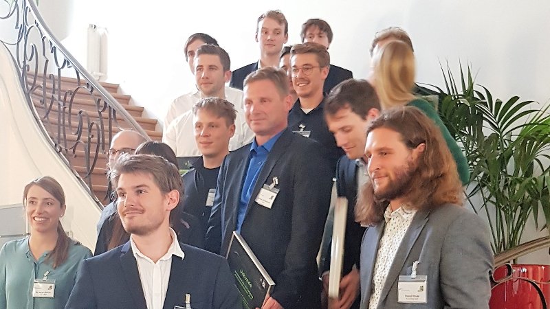 medtechZWO's tweet photo. Neue Produkte von Medizin #Startups lassen viele hoffen:
https://t.co/tDznc6RrFd #medtech #Medizinwirtschaft #heyfair
@inveox #acesomed #escamed https://t.co/5oyZ8ovCGk