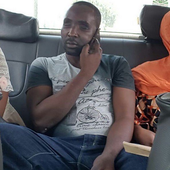 MtanzaniaNews's tweet photo. #UTETEZI Salum Njwele(Scorpion) anayekabiliwa na kesi ya kumtoboa macho Said Mrisho aiomba Mahakama imwachie huru kwa madai kuwa yeye siyo mwizi na hajawahi kupata tukio lolote wala kuhusishwa na makosa yoyoye ya jinai.Asema jamii inamuhitaji kwa elimu anayoitoa kupitia sanaa. https://t.co/1fwMVFAtoF