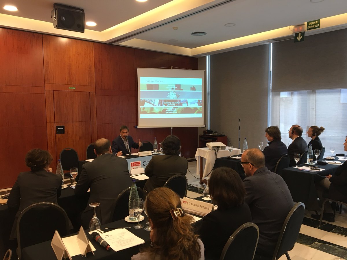 placesfuture's tweet photo. Avui som al I-Cities Europe Continental Fòrum Meeting a Terrassa. El @juancbelloso presenta  el projecte d’identitat competitiva que estem treballant a la ciutat de Terrassa. 

#CityBranding https://t.co/HaNEosDuf7
