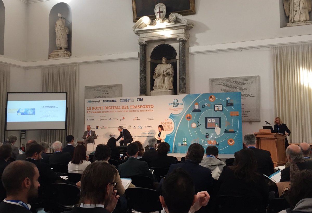 FedeMontaresi's tweet photo. #shippingforum @MilenaBenzi racconta i benefici del #fastcorridor: risparmio di 500 ore operative! #portodellaspezia e’ stato uno dei primi porti a collaborare con @IKEAITALIA!@meditelegraph https://t.co/Ml2TUjfXBj