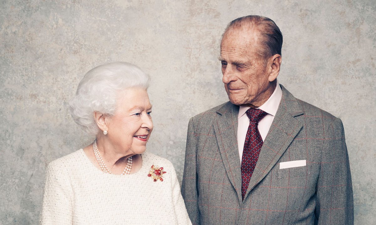 rosl1910's tweet photo. Happy 70th wedding anniversary to our Patron, HM The Queen and HRH The Duke of Edinburgh @KensingtonRoyal @RoyalFamily https://t.co/5Xfnzhh4YJ