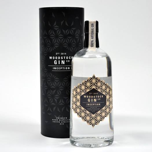 We have the Woodstock Gin Company supplying us with the best in craft gin at #riverrepublic2017. G&amp;T anyone?