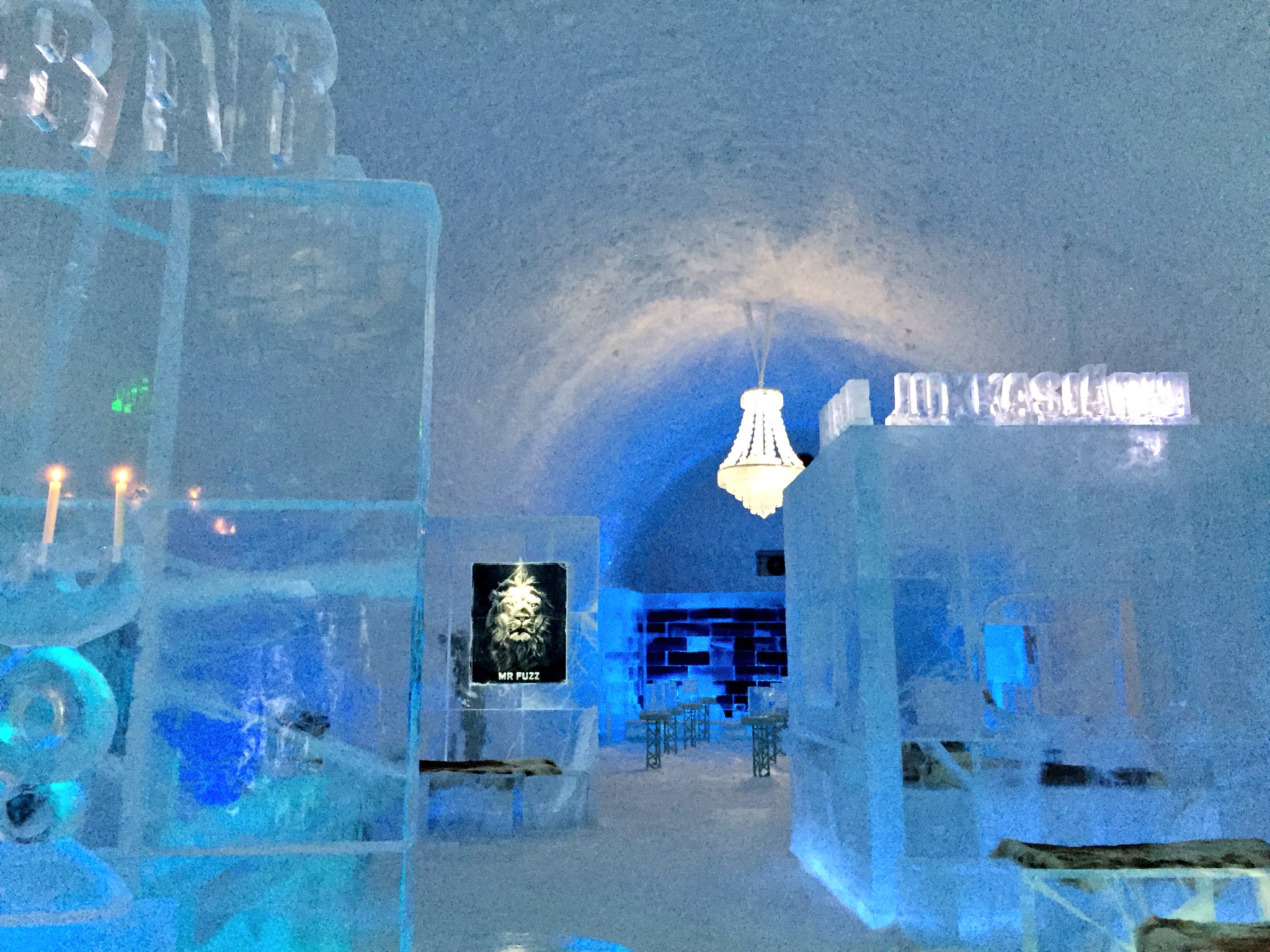 水風船とりんご飴 スウェーデン アイスホテル 寒いの苦手だけど ここは泊まってみたい 笑 T Co E2kqz0xyay Twitter